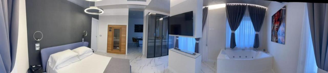 רוצ'לה איוניקה Club Hotel Kennedy מראה חיצוני תמונה